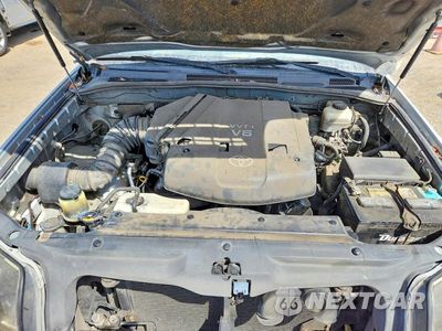Zdjęcie 12 z 13 samochodu: 2005 TOYOTA 4RUNNER SR5 VIN:JTEZU14R758031437 - miniatura