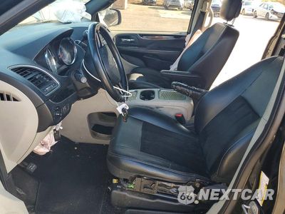 Zdjęcie 7 z 13 samochodu: 2018 DODGE GRAND CARAVAN SXT VIN:2C4RDGCG7JR301532 - miniatura