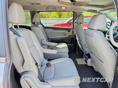 Zdjęcie 11 z 13 samochodu: 2019 HONDA ODYSSEY TOURING VIN:5FNRL6H82KB029516 - miniatura