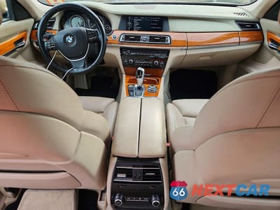 Zdjęcie 8 z 12 samochodu: 2012 BMW 750 LI VIN:WBAKB8C54CDX20484 - miniatura