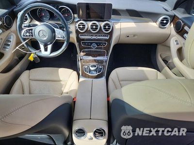 Zdjęcie 8 z 12 samochodu: 2019 MERCEDES-BENZ C 300 4MATIC VIN:55SWF8EB5KU312321 - miniatura