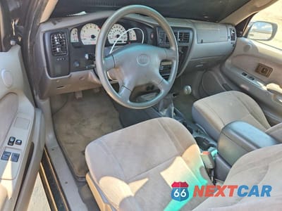 Zdjęcie 8 z 12 samochodu: 2003 TOYOTA TACOMA BASE VIN:5TEVL52N13Z158547 - miniatura