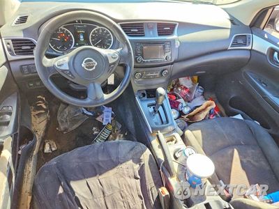 Zdjęcie 8 z 12 samochodu: 2018 NISSAN SENTRA S VIN:3N1AB7AP0JY340746 - miniatura