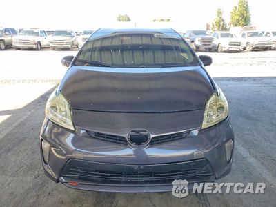 Piąte zdjęcie samochodu w środku: 2015 TOYOTA PRIUS TWO VIN:JTDKN3DU7F0465554 - miniatura