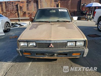 Piąte zdjęcie samochodu w środku: 1986 MITSUBISHI MIGHTY MAX / S VIN:JA7FP24D9GP051414 - miniatura