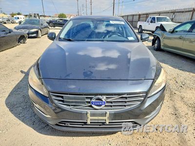 Piąte zdjęcie samochodu w środku: 2015 VOLVO S60 PLATINUM VIN:YV126MFD0F2316708 - miniatura