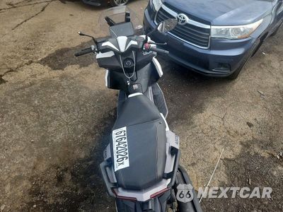 Zdjęcie 6 z 9 samochodu: 2024 GENUINE SCOOTER CO. SCOOTER VIN:LFGTDPTH5R1A00243 - miniatura