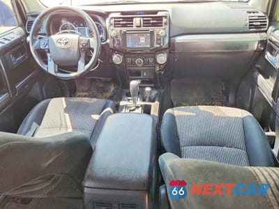 Zdjęcie 8 z 13 samochodu: 2016 TOYOTA 4RUNNER TRAIL VIN:JTEBU5JR8G5362657 - miniatura