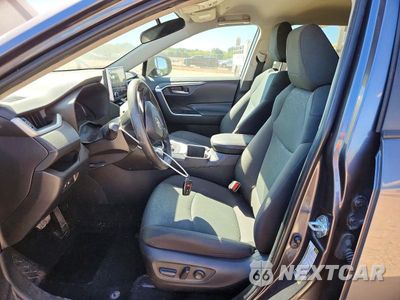 Zdjęcie 7 z 14 samochodu: 2024 TOYOTA RAV4 XLE VIN:2T3W1RFV9RC264228 - miniatura