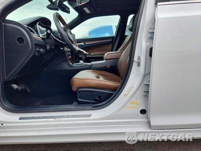 Zdjęcie 12 z 13 samochodu: 2019 CHRYSLER 300C VIN:2C3CCAPT9KH679702 - miniatura