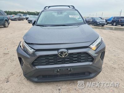 Piąte zdjęcie samochodu w środku: 2025 TOYOTA RAV4 XLE VIN:2T3W1RFV9SW417484 - miniatura