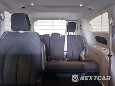 Zdjęcie 10 z 13 samochodu: 2018 CHRYSLER PACIFICA TOURING PLUS VIN:2C4RC1FG4JR115751 - miniatura