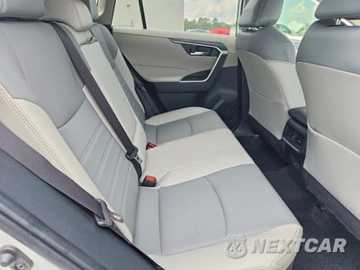 Zdjęcie 11 z 14 samochodu: 2022 TOYOTA RAV4 XLE PREMIUM VIN:JTMB6RFV9ND528814 - miniatura