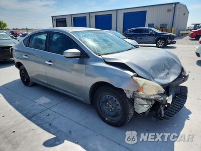 Czwarte zdjęcie samochodu z boku: 2014 NISSAN SENTRA S VIN:3N1AB7AP0EL678831 - miniatura