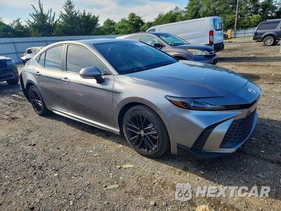 Czwarte zdjęcie samochodu z boku: 2025 TOYOTA CAMRY SE VIN:4T1DBADK9SU537809 - miniatura