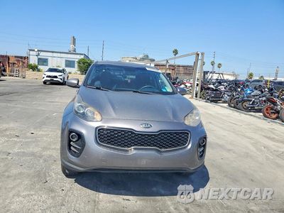 Piąte zdjęcie samochodu w środku: 2017 KIA SPORTAGE LX VIN:KNDPMCAC7H7039930 - miniatura
