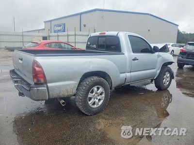 Trzecie zdjęcie samochodu z tyłu: 2013 TOYOTA TACOMA BASE VIN:5TFNX4CN9DX017747 - miniatura