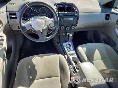 Zdjęcie 8 z 12 samochodu: 2010 TOYOTA COROLLA LE VIN:1NXBU4EE5AZ236710 - miniatura