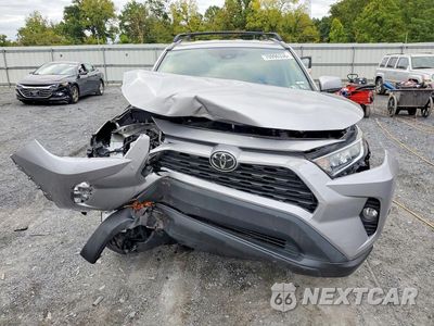 Piąte zdjęcie samochodu w środku: 2020 TOYOTA RAV4 XLE VIN:2T3P1RFVXLC109425 - miniatura