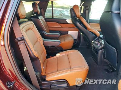 Zdjęcie 11 z 13 samochodu: 2019 LINCOLN NAVIGATOR RESERVE VIN:5LMJJ2LT8KEL15565 - miniatura