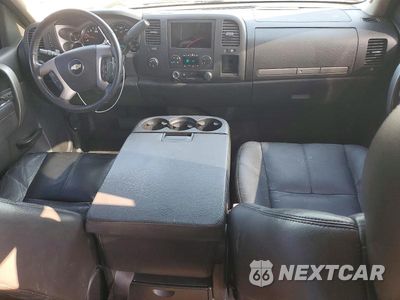 Zdjęcie 8 z 12 samochodu: 2011 CHEVROLET SILVERADO K1500 LT VIN:3GCPKSE32BG391271 - miniatura