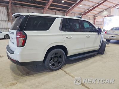 Trzecie zdjęcie samochodu z tyłu: 2024 CHEVROLET TAHOE K1500 VIN:1GNSKLED5RR327462 - miniatura