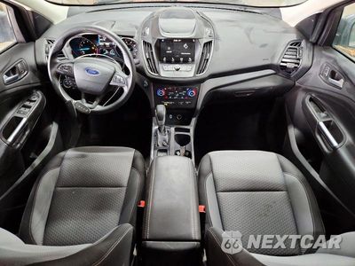 Zdjęcie 8 z 13 samochodu: 2019 FORD ESCAPE SE VIN:1FMCU9GD3KUB77180 - miniatura