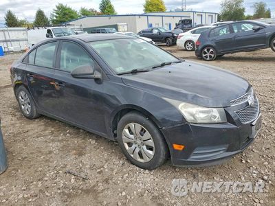 Czwarte zdjęcie samochodu z boku: 2013 CHEVROLET CRUZE LS VIN:1G1PB5SG6D7199450 - miniatura
