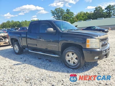 Czwarte zdjęcie samochodu z boku: 2009 CHEVROLET SILVERADO K1500 LT VIN:1GCEK29039Z280309 - miniatura