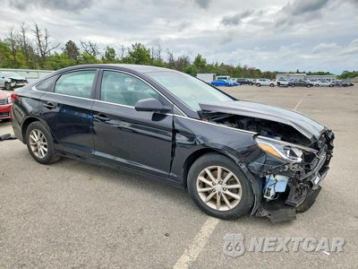 Czwarte zdjęcie samochodu z boku: 2018 HYUNDAI SONATA SE VIN:5NPE24AF0JH719604 - miniatura