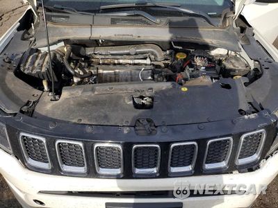 Zdjęcie 11 z 12 samochodu: 2018 JEEP COMPASS LATITUDE VIN:3C4NJDBB3JT103510 - miniatura