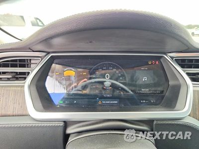 Zdjęcie 9 z 12 samochodu: 2013 TESLA MODEL S VIN:5YJSA1CP5DFP22592 - miniatura