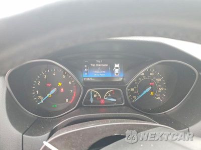 Zdjęcie 9 z 12 samochodu: 2015 FORD FOCUS SE VIN:1FADP3FE3FL372401 - miniatura