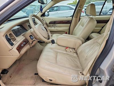 Zdjęcie 7 z 12 samochodu: 2006 MERCURY GRAND MARQUIS LS VIN:2MEFM75V26X631109 - miniatura
