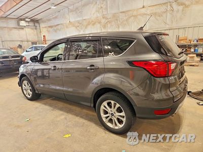Drugie zdjęcie samochodu z przodu: 2019 FORD ESCAPE SE VIN:1FMCU9GD6KUB61202 - miniatura