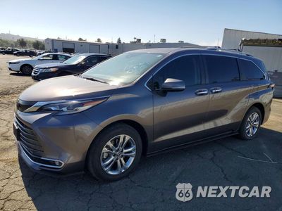 2022 TOYOTA SIENNA PLATINUM 7-PASSENGER 5TDESKFC7NS068359 - główne zdjęcie licytacji z USA - miniatura