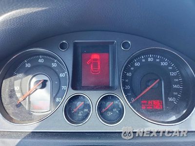 Zdjęcie 9 z 12 samochodu: 2008 VOLKSWAGEN PASSAT TURBO VIN:WVWJK73C78E084281 - miniatura
