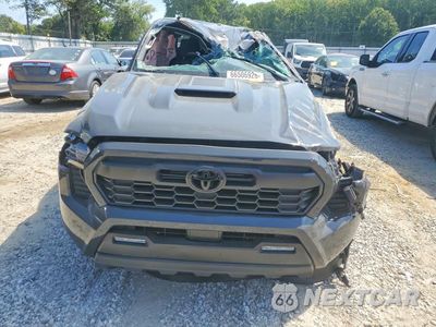 Piąte zdjęcie samochodu w środku: 2026 TOYOTA TACOMA TRD SPORT VIN:3TMLB5JN9TM298127 - miniatura