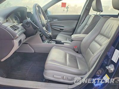 Zdjęcie 7 z 12 samochodu: 2010 HONDA ACCORD EXL VIN:1HGCP2F8XAA028001 - miniatura