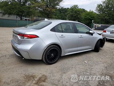 Trzecie zdjęcie samochodu z tyłu: 2022 TOYOTA COROLLA LE VIN:JTDEPMAEXNJ192127 - miniatura
