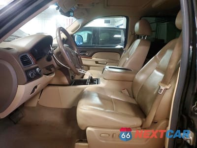 Zdjęcie 7 z 13 samochodu: 2012 GMC YUKON XL K1500 SLT VIN:1GKS2KE78CR110352 - miniatura