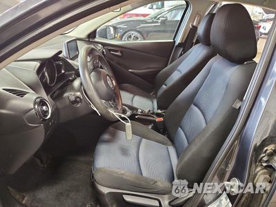 Zdjęcie 7 z 12 samochodu: 2016 SCION IA BASE VIN:3MYDLBZV9GY127172 - miniatura