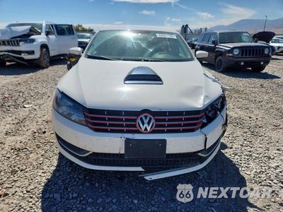 Piąte zdjęcie samochodu w środku: 2013 VOLKSWAGEN PASSAT SE VIN:1VWBH7A39DC020137 - miniatura