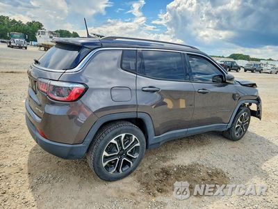 Trzecie zdjęcie samochodu z tyłu: 2022 JEEP COMPASS LIMITED VIN:3C4NJDCB5NT111306 - miniatura