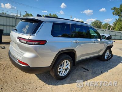 Trzecie zdjęcie samochodu z tyłu: 2025 JEEP GRAND CHEROKEE L LAREDO VIN:1C4RJJAG9S8676294 - miniatura
