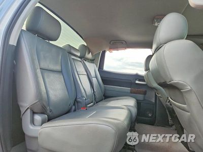 Zdjęcie 10 z 12 samochodu: 2011 TOYOTA TUNDRA CREWMAX LIMITED VIN:5TFFY5F12BX115466 - miniatura