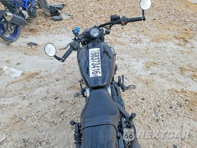 Zdjęcie 6 z 9 samochodu: 2018 INDIAN MOTORCYCLE CO. SCOUT BOBBER VIN:56KMTB00XJ3137705 - miniatura