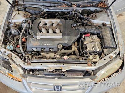 Zdjęcie 11 z 12 samochodu: 2002 HONDA ACCORD LX VIN:1HGCG16442A021814 - miniatura