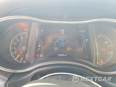 Zdjęcie 9 z 14 samochodu: 2018 JEEP GRAND CHEROKEE LAREDO VIN:1C4RJEAG0JC485138 - miniatura