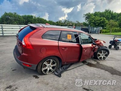 Trzecie zdjęcie samochodu z tyłu: 2011 VOLVO XC60 T6 VIN:YV4902DZ8B2225525 - miniatura